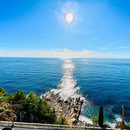 Suite Sunset 18 - Fronte Mare Sanremo Exterior photo